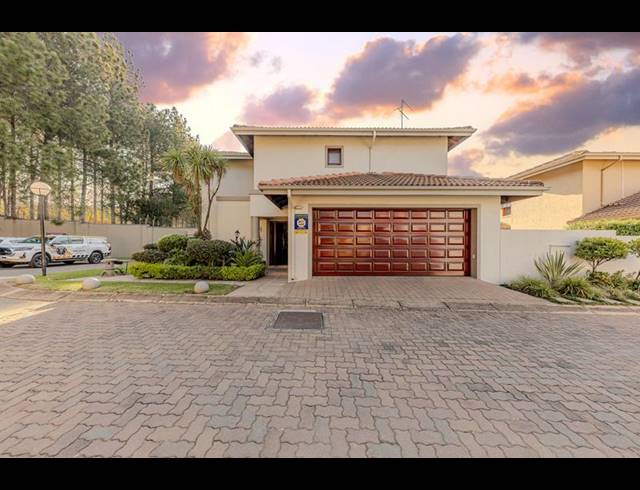 3 BEDROOM CLUSTER FOR SALE IN BROADACRES